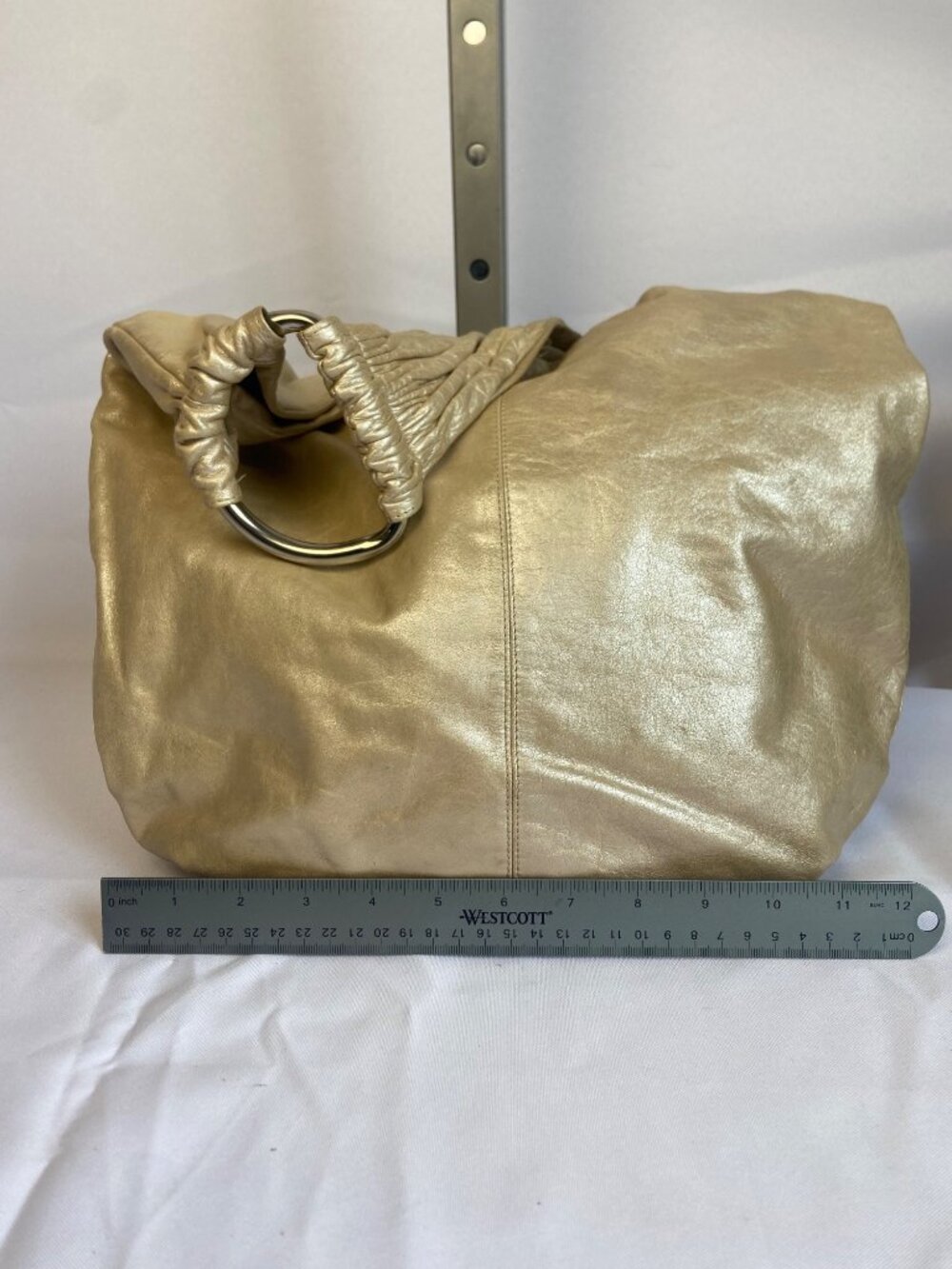Hobo International Sheila Metallic Gold Crackle Leather Shoulder Bag Hobo - Picture 3 of 12